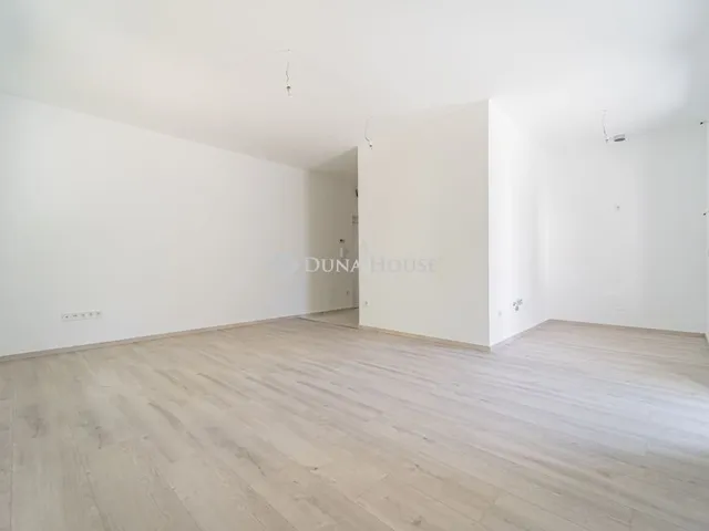 Eladó lakás Rétság 53 nm
