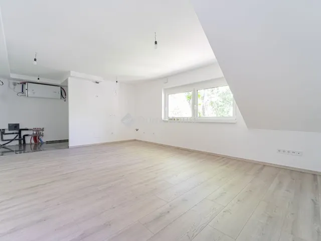Eladó lakás Rétság 31 nm