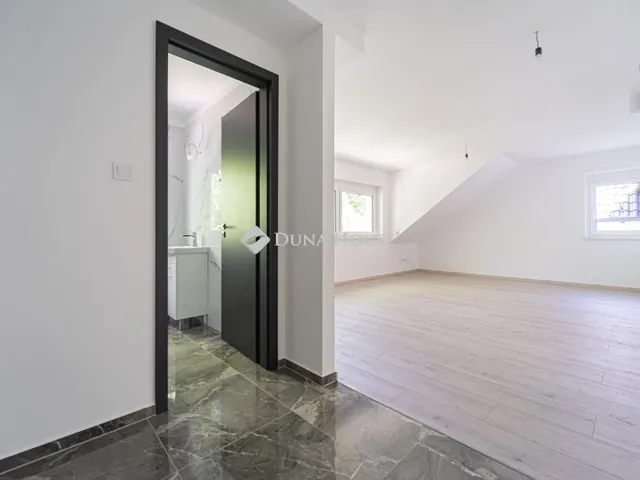 Eladó lakás Rétság 31 nm