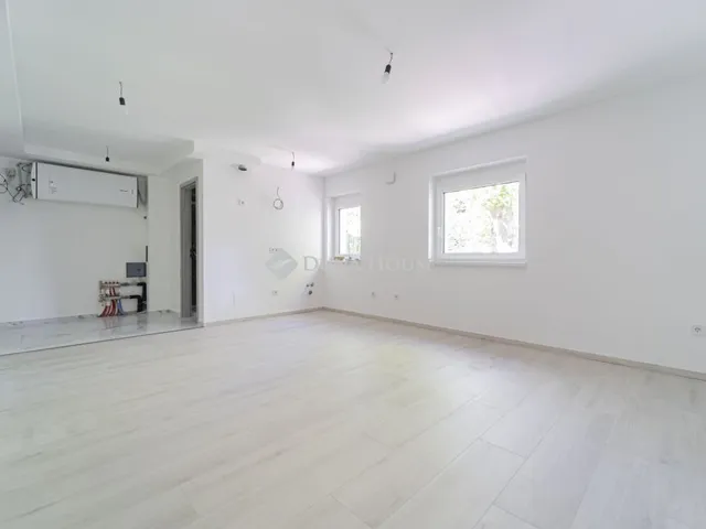 Eladó lakás Rétság 29 nm