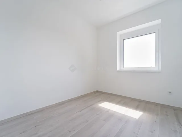 Eladó lakás Rétság 63 nm