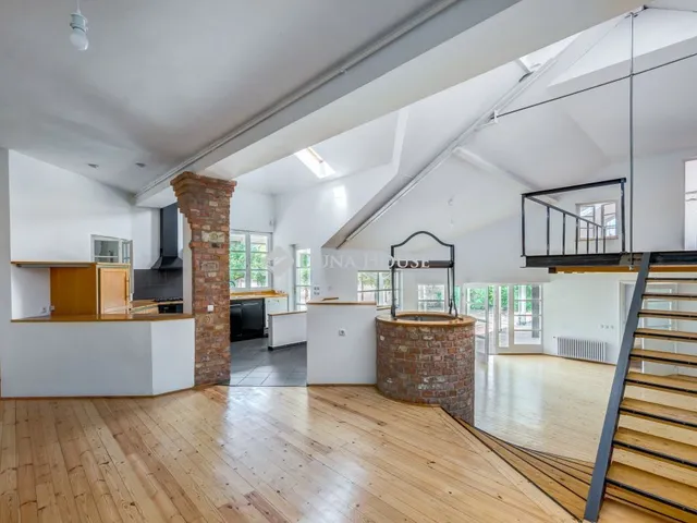 Eladó ház Budapest III. kerület 480 nm