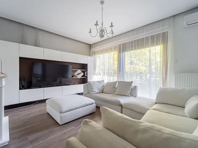 Eladó lakás Budapest III. kerület 138 nm