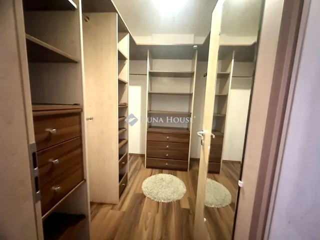 Eladó lakás Budapest III. kerület 55 nm