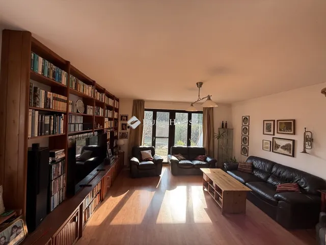 Eladó ház Dunaújváros 246 nm