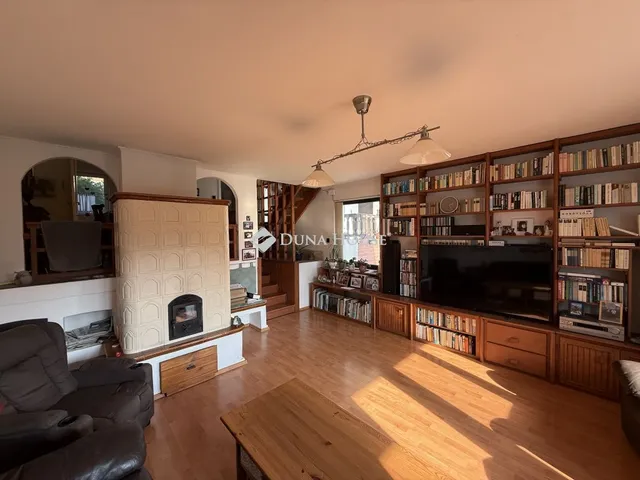 Eladó ház Dunaújváros 246 nm