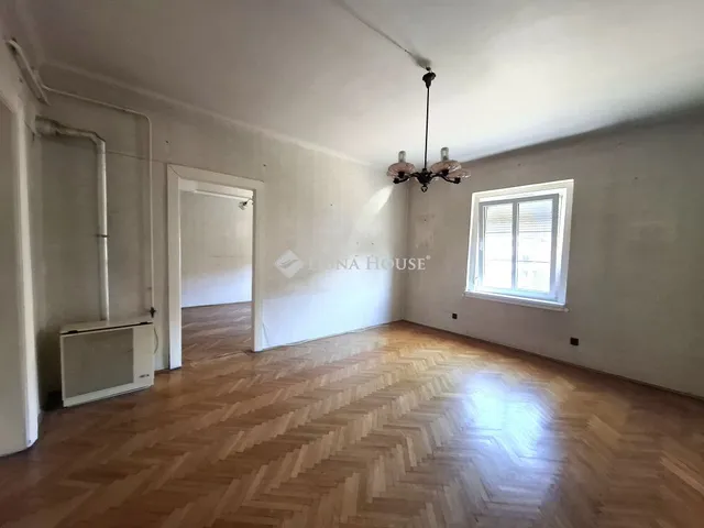 Eladó lakás Budapest III. kerület 73 nm