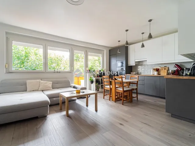 Eladó lakás Budapest II. kerület, Szeréna út 72 nm