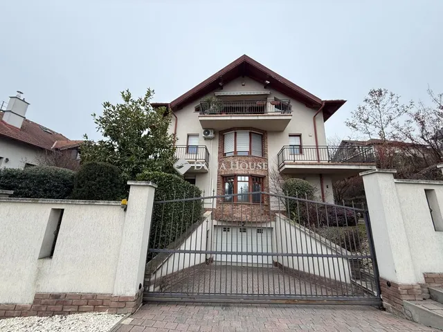 Kiadó lakás Budapest XI. kerület 75 nm