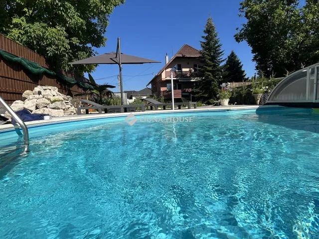 Eladó ház Szigetszentmiklós 250 nm
