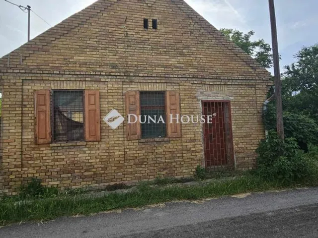 Eladó ház Dunapataj 150 nm
