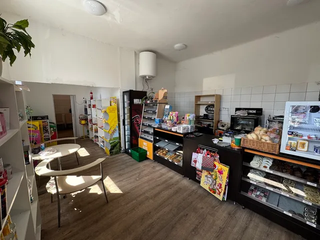 Eladó kereskedelmi és ipari ingatlan Budapest XX. kerület 46 nm