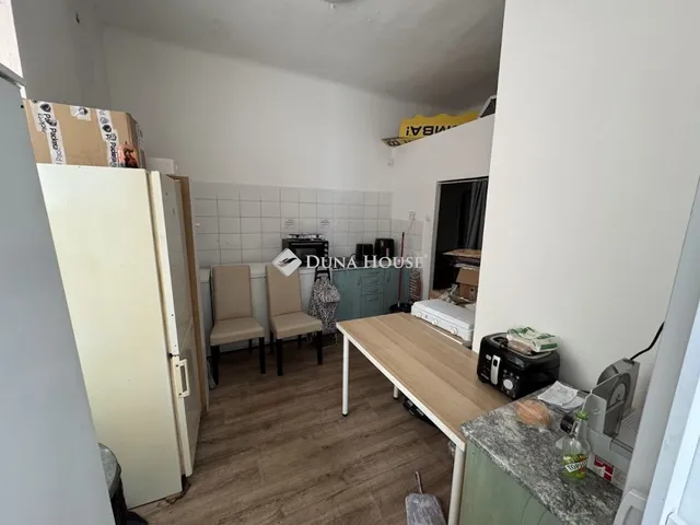 Eladó kereskedelmi és ipari ingatlan Budapest XX. kerület 46 nm