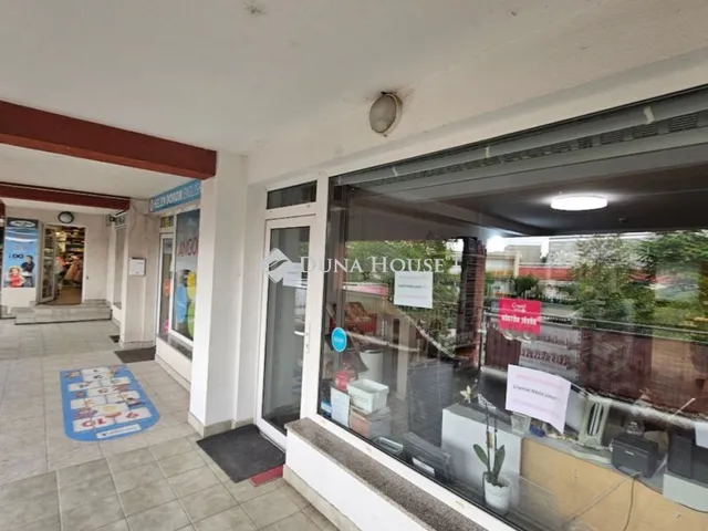Kiadó kereskedelmi és ipari ingatlan Szigetszentmiklós 67 nm