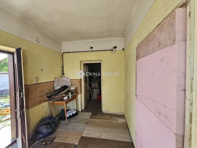 Eladó ház Halásztelek, Petőfi Sándor utca 37 nm