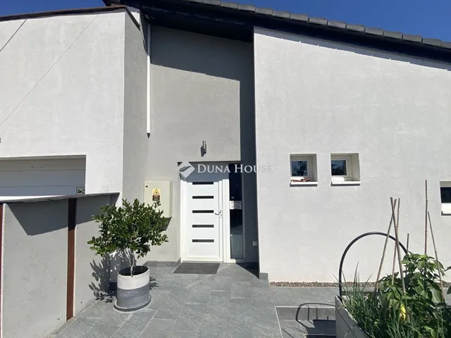 Eladó ház Dunaharaszti 130 nm