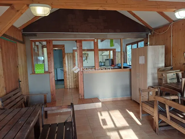 Eladó kereskedelmi és ipari ingatlan Ráckeve 45 nm