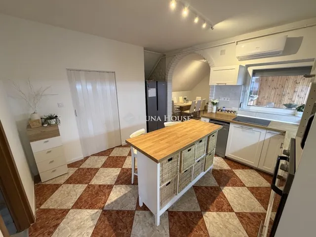 Eladó lakás Szigethalom 120 nm