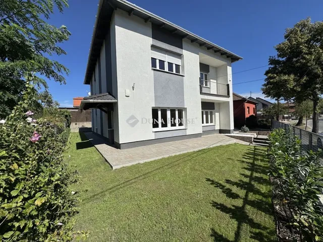 Eladó lakás Budapest XXI. kerület 100 nm