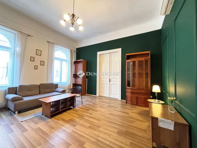 Eladó lakás Budapest VI. kerület, Eötvös utca 88 nm