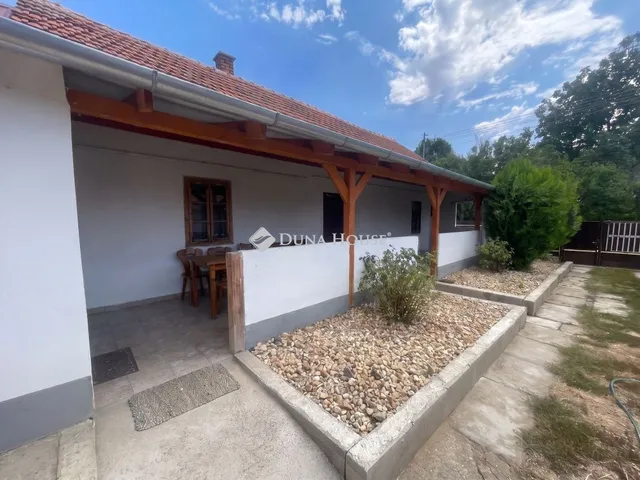 Eladó ház Tiszaderzs 80 nm