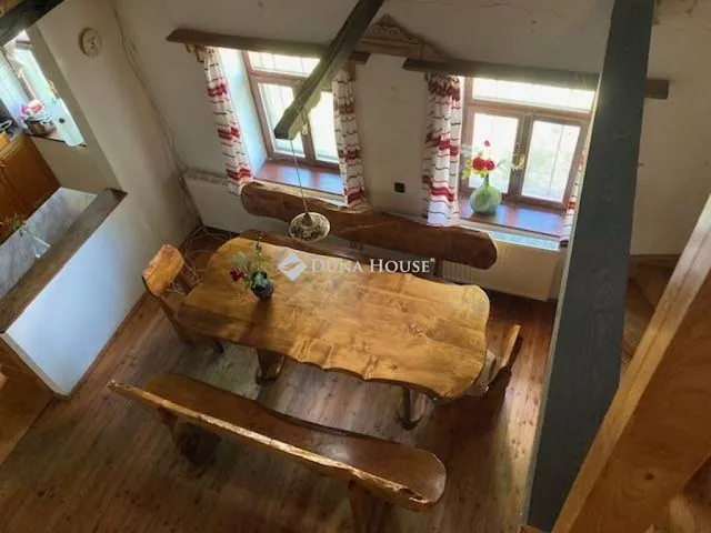 Eladó ház Hollád 200 nm