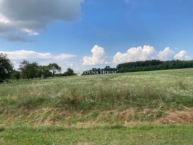 Eladó telek Hollád, Külterület 76438 nm