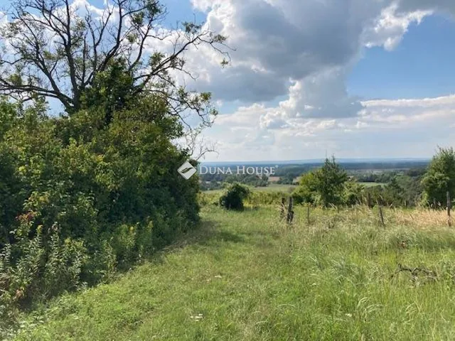 Eladó telek Hollád, Nincs utca 2200 nm