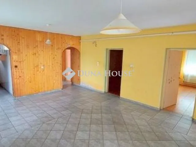 Eladó ház Sármellék 184 nm