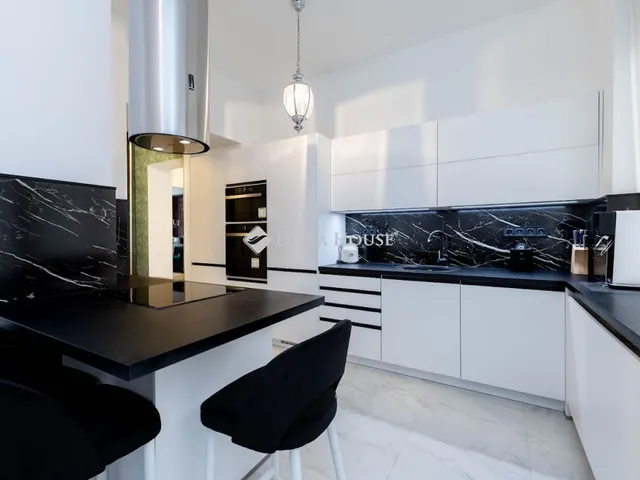 Kiadó lakás Budapest V. kerület 106 nm