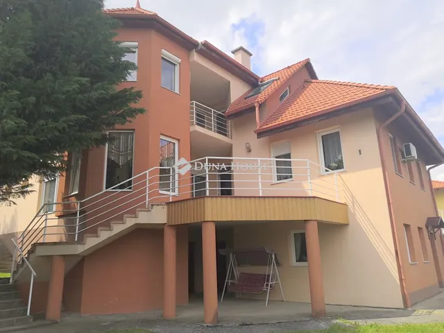 Eladó ház Szekszárd 386 nm