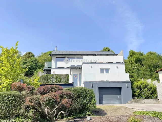 Eladó ház Szentendre 188 nm