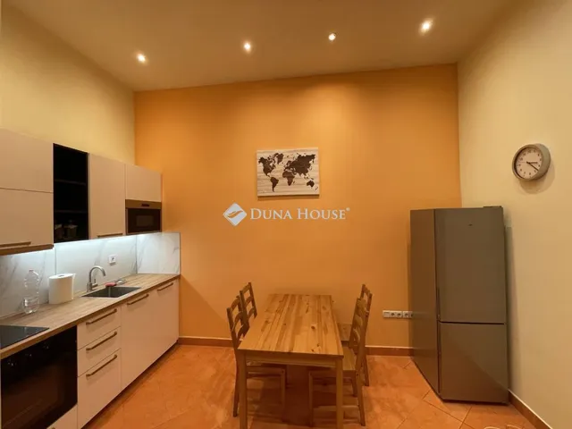 Kiadó lakás Budapest V. kerület, Régi posta utca 40 nm