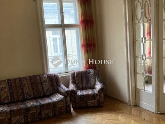 Eladó lakás Budapest VI. kerület, Dessewffy utca 159 nm