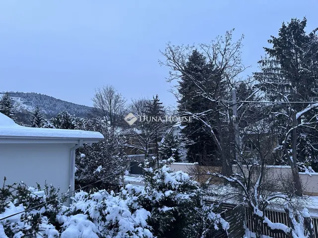 Eladó ház Budapest III. kerület, Hegyalja utca 107 nm