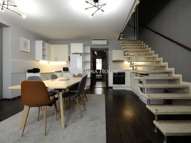 Eladó lakás Budapest VIII. kerület 94 nm