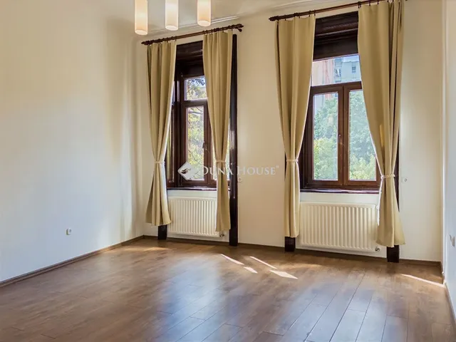 Eladó lakás Budapest VIII. kerület, Baross utca 74 nm
