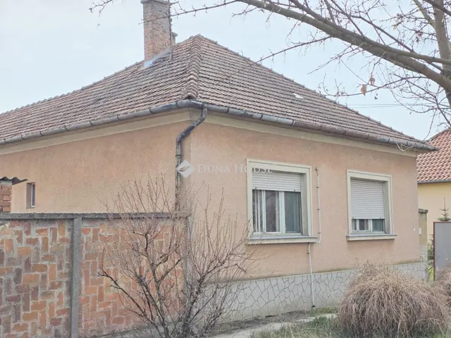 Eladó ház Kiszombor 96 nm