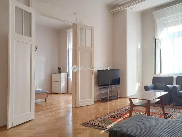Kiadó lakás Budapest V. kerület 81 nm