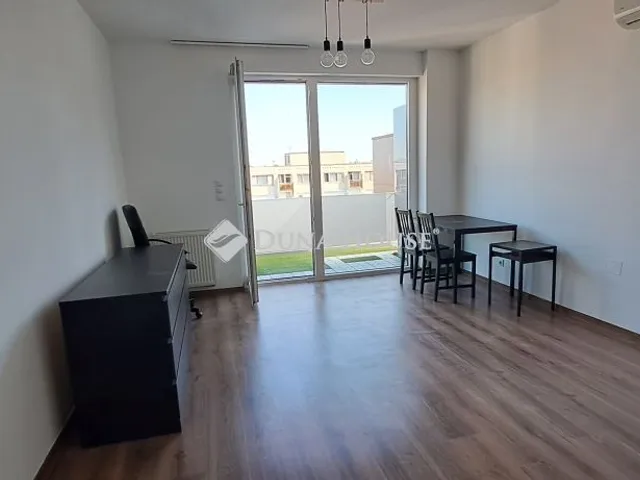 Eladó lakás Budapest VIII. kerület, Corvin sétány 31 nm