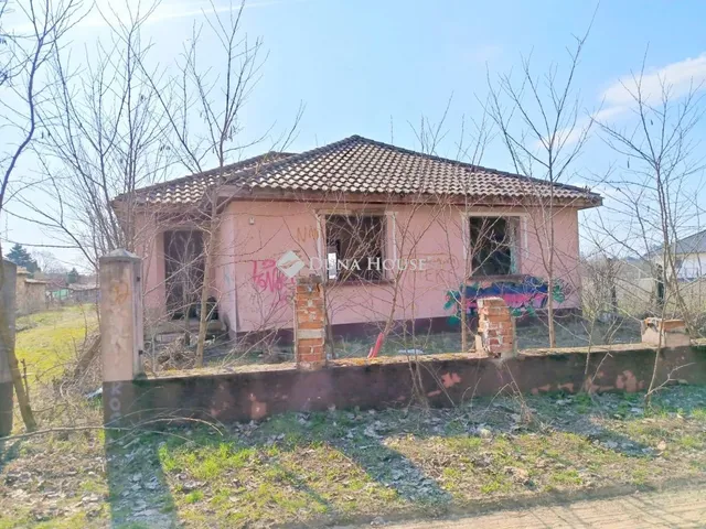 Eladó ház Dánszentmiklós 98 nm