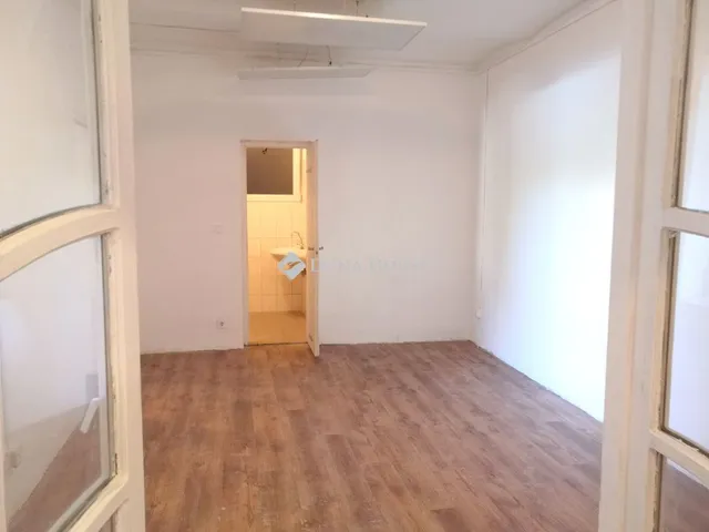 Eladó lakás Budapest XV. kerület 53 nm