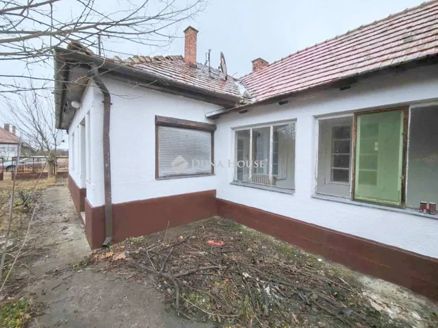 Eladó ház Nagyút 104 nm