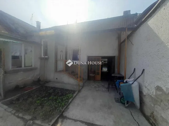 Eladó lakás Szombathely 159 nm