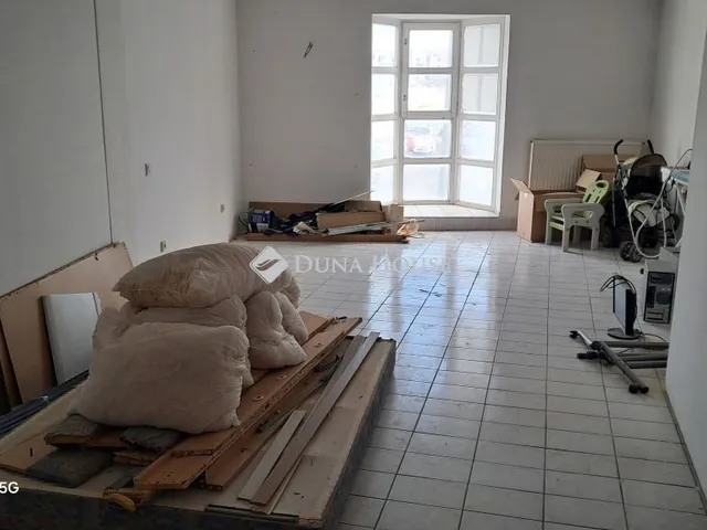 Eladó kereskedelmi és ipari ingatlan Szombathely 126 nm