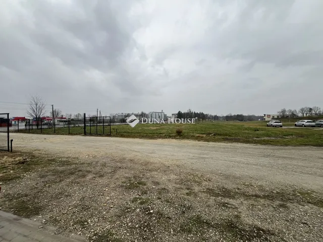 Eladó telek Körmend 11423 nm