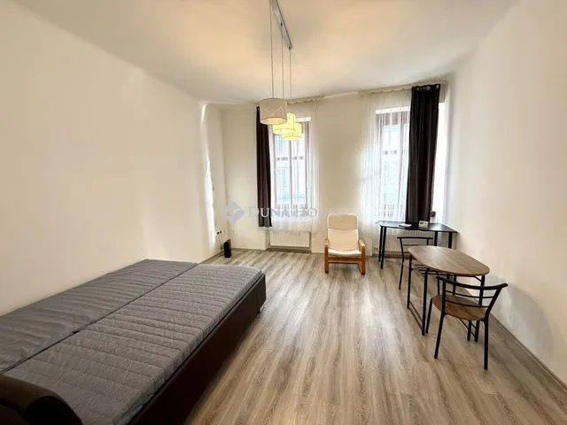 Kiadó lakás Szombathely, Körmendi út 35 nm