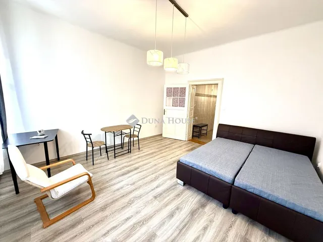 Kiadó lakás Szombathely, Körmendi út 35 nm