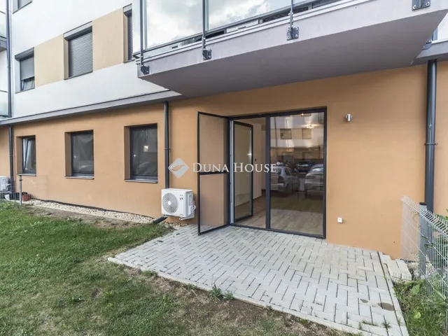 Kiadó lakás Szombathely, Hajdú utca 55 nm