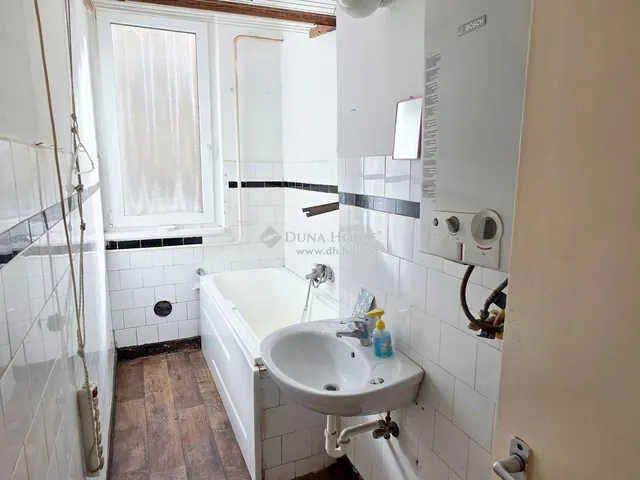 Eladó lakás Szombathely, Derkovits-lakótelep, Bem József 49 nm